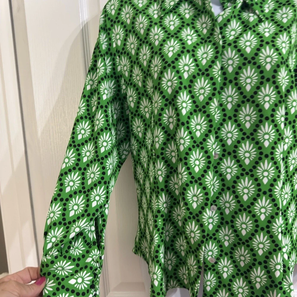 Zara Green Floral Button Down Shirt - Picture 2 of 4